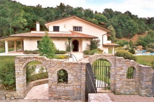 Muri_pietra_ingresso_01