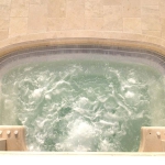 piscina_travertino_idromassaggio_01