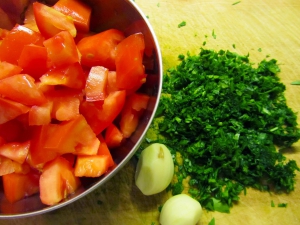 work_site_&_food_porchetta_insalata_pomodori